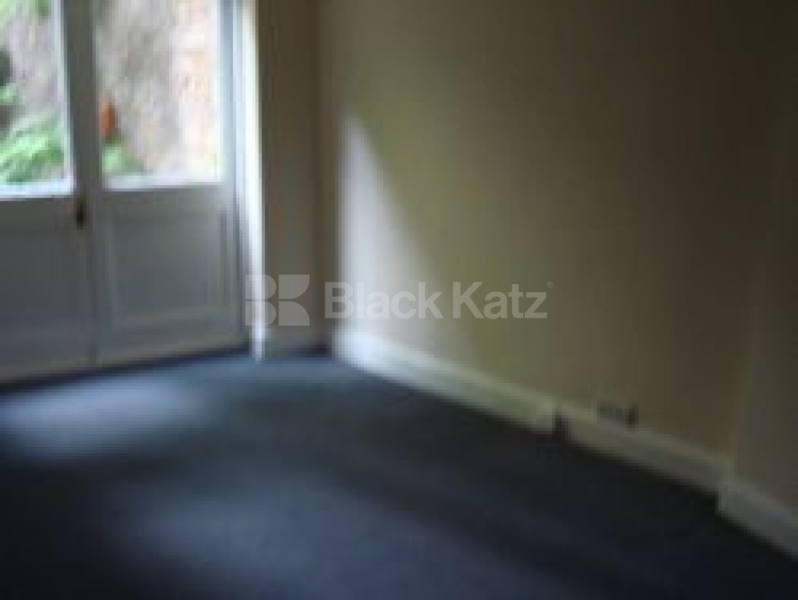 			LOCATION LOCATION LOCATION, 2 Bedroom, 1 bath, 1 reception Flat			 Marchmont Street, RUSSELL SQUARE WC1